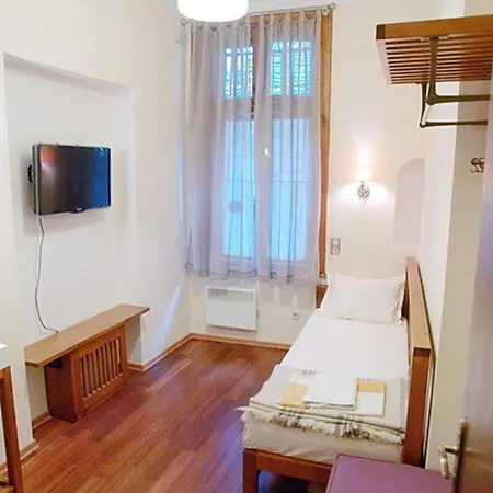 Apartment Balkan & In Downtown *